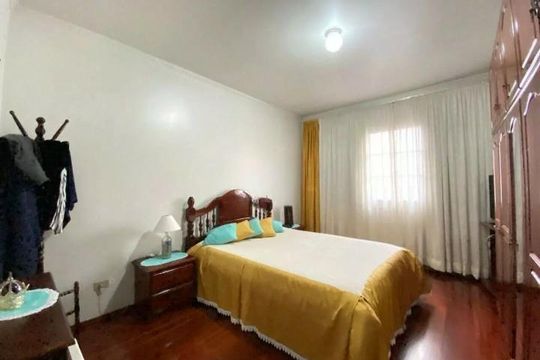 Casa à venda com 3 quartos, 150m² em Jardim Monte Libano, Santo André