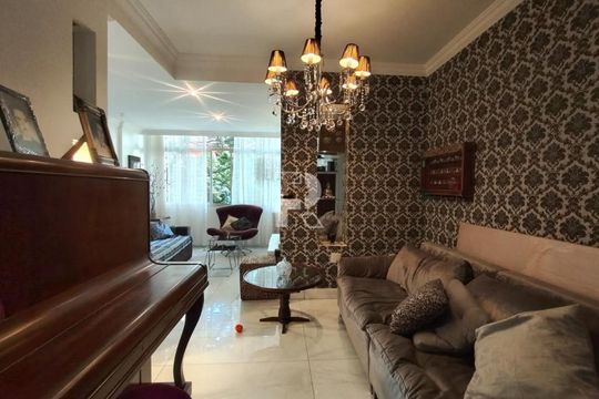 Apartamento à venda com 3 quartos, 195m² em Funcionários, Belo Horizonte