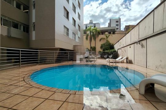 Apartamento à venda com 3 quartos, 195m² em Funcionários, Belo Horizonte