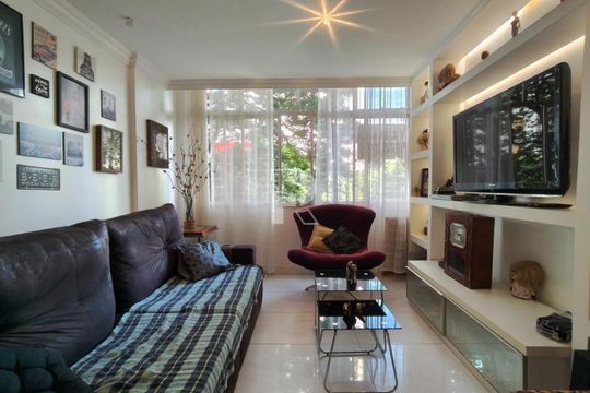 Apartamento à venda com 3 quartos, 195m² em Funcionários, Belo Horizonte