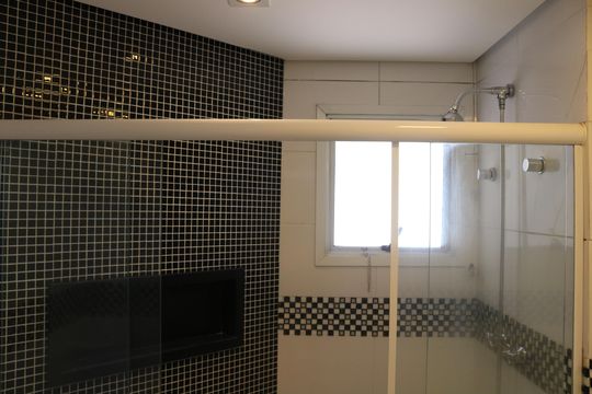 Banheiro 1 de apartamento à venda com 3 quartos, 92m² em Vila Romana, São Paulo
