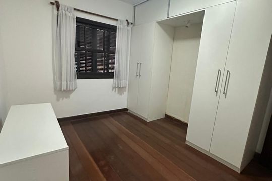 Casa de Condomínio para alugar com 3 quartos, 380m² em Rio do Ouro, São Gonçalo