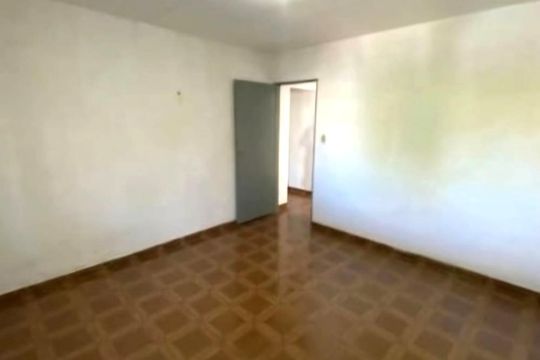 Casa dos fundos de casa à venda com 5 quartos, 120m² em Parque Independencia, São Paulo
