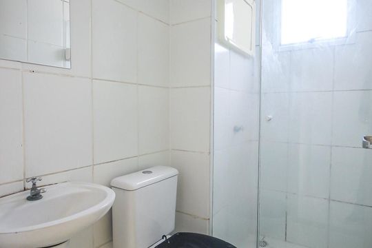 Banheiro de apartamento para alugar com 2 quartos, 56m² em Jardim Umarizal, São Paulo