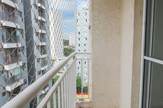 Varanda da Sala de apartamento para alugar com 2 quartos, 56m² em Jardim Umarizal, São Paulo