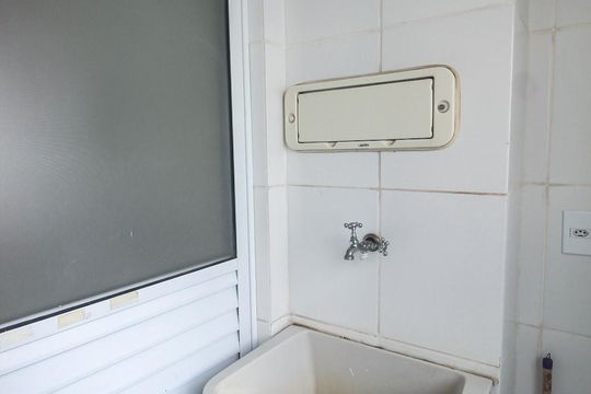 Área de Serviço de apartamento para alugar com 2 quartos, 56m² em Jardim Umarizal, São Paulo
