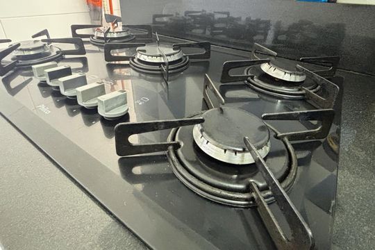 Cozinha  de apartamento à venda com 2 quartos, 44m² em Alto Industrial, São Bernardo do Campo