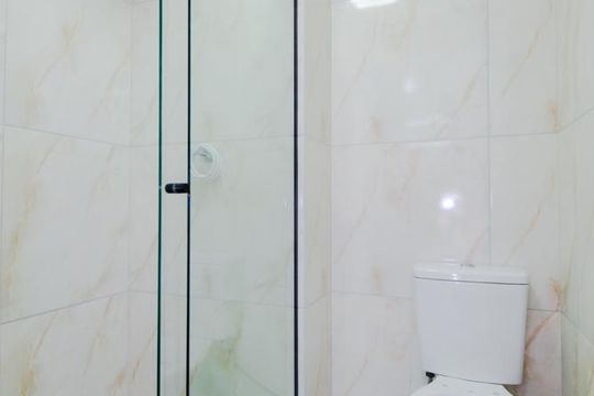 Banheiro de apartamento à venda com 2 quartos, 37m² em Centro, Guarulhos