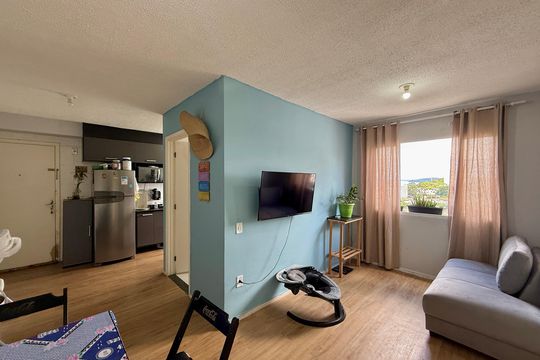 Sala de apartamento à venda com 2 quartos, 49m² em Jardim São Luís, São Paulo