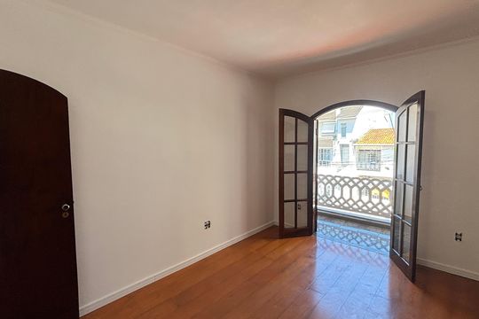 Suite de casa à venda com 4 quartos, 232m² em Vila Alpina, Santo André