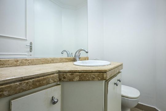 Lavabo 1 de casa de condomínio para alugar com 3 quartos, 153m² em Jardim Rosa Maria, São Paulo