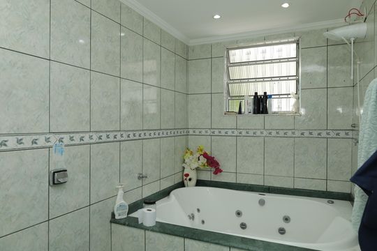 Banheiro 1 - Suíte de casa à venda com 3 quartos, 135m² em Itaquera, São Paulo