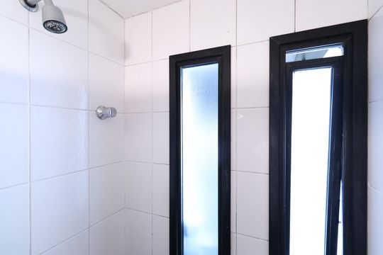 Banheiro da Suíte 1 de apartamento à venda com 3 quartos, 96m² em Bela Aliança, São Paulo