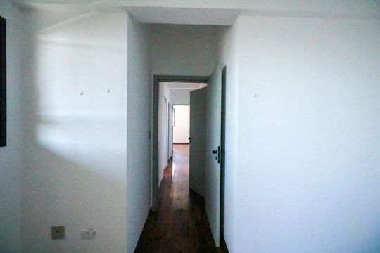 Corredor de apartamento à venda com 3 quartos, 117m² em Santa Paula, São Caetano do Sul