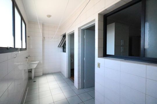 Área de serviço de apartamento à venda com 3 quartos, 117m² em Santa Paula, São Caetano do Sul