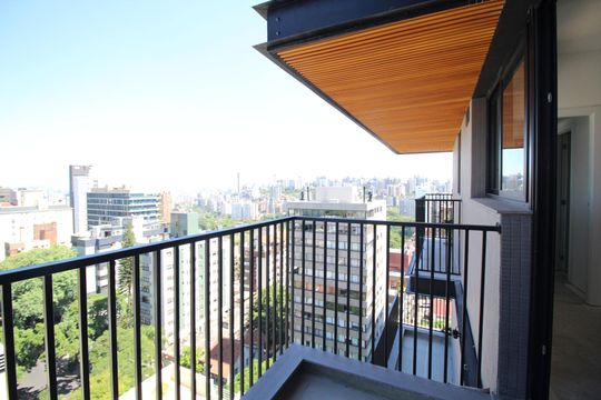 Sacada de apartamento para alugar com 2 quartos, 79m² em Petrópolis, Porto Alegre