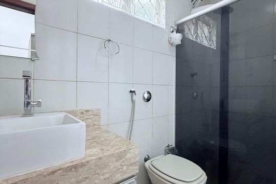 Casa à venda com 3 quartos, 210m² em Castelo, Belo Horizonte