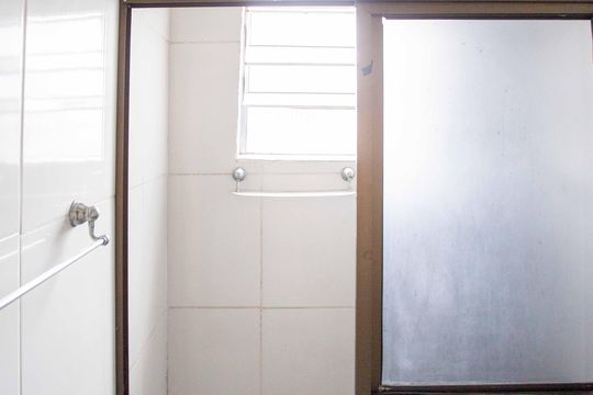 Banheiro de casa para alugar com 1 quarto, 70m² em Cidade Júlia, São Paulo