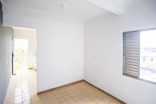 Sala de casa para alugar com 1 quarto, 70m² em Cidade Júlia, São Paulo