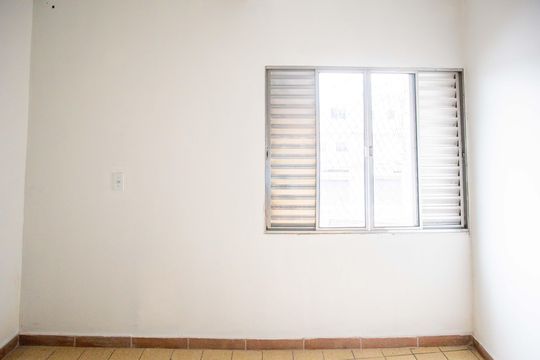 Sala de casa para alugar com 1 quarto, 70m² em Cidade Júlia, São Paulo