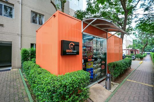 Mercadinho de apartamento à venda com 3 quartos, 57m² em Jardim Nadir, São Paulo