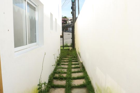 Casa para alugar com 3 quartos, 102m² em Aguassai, Cotia