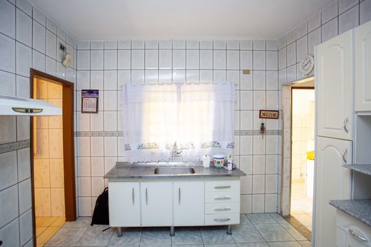 Cozinha de casa à venda com 3 quartos, 112m² em Jardim Promissao, Diadema