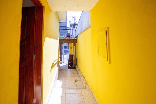 Quintal de casa à venda com 3 quartos, 112m² em Jardim Promissao, Diadema