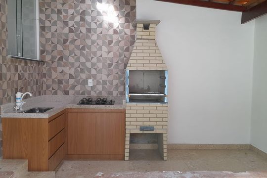 Área gourmet de casa à venda com 3 quartos, 99m² em Conjunto Cristina (Sao Benedito), Belo Horizonte