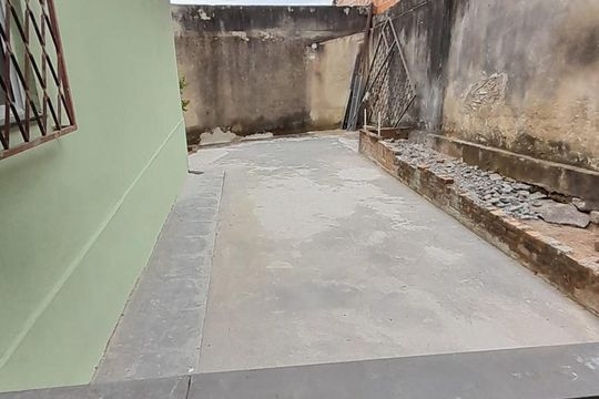 Área externa de casa à venda com 3 quartos, 99m² em Conjunto Cristina (Sao Benedito), Belo Horizonte
