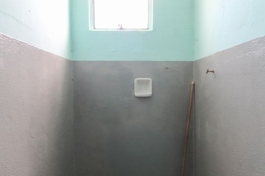 Banheiro de apartamento para alugar com 2 quartos, 44m² em Cidade Tiradentes, São Paulo