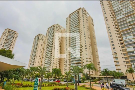 Fachada do bloco de apartamento à venda com 4 quartos, 134m² em Jardim Olympia, São Paulo