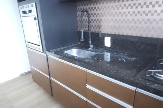 Cozinha de apartamento à venda com 1 quarto, 42m² em Jardim do Lago, Osasco