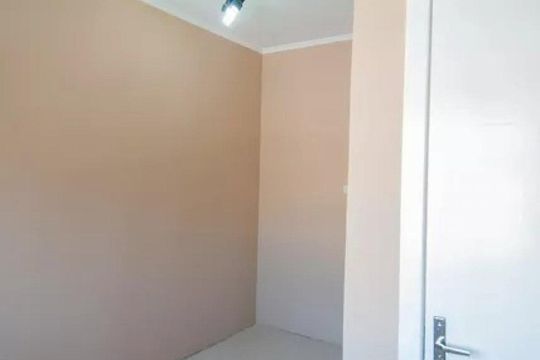 Quarto 2 de apartamento para alugar com 2 quartos, 43m² em Petrópolis, Porto Alegre