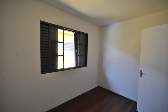 Quarto 2 de casa à venda com 3 quartos, 126m² em Parque Casa de Pedra, São Paulo