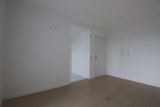Sala de apartamento à venda com 3 quartos, 60m² em Igara, Canoas