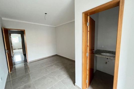 Casa à venda com 2 quartos, 140m² em Vila Palmeiras, São Paulo