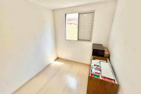 Quarto 2 de apartamento para alugar com 2 quartos, 45m² em Jaraguá, São Paulo