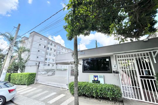 Fachada de apartamento para alugar com 2 quartos, 45m² em Jaraguá, São Paulo
