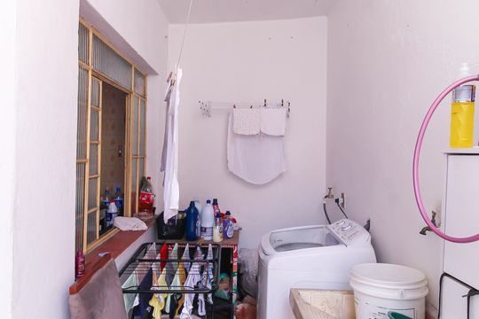 Área de Serviço de casa à venda com 1 quarto, 75m² em Vila Bertioga, São Paulo