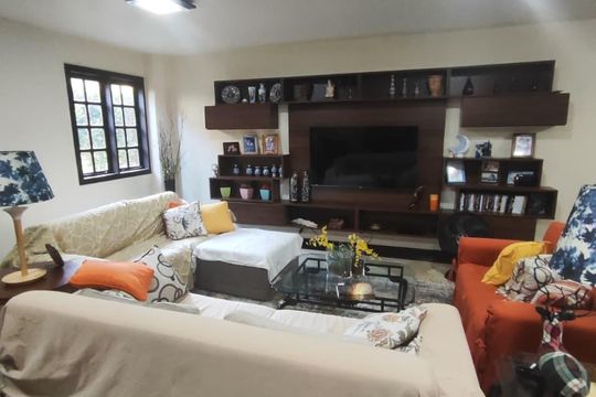 Casa de Condomínio para alugar com 4 quartos, 267m² em Várzea das Moças, Niterói