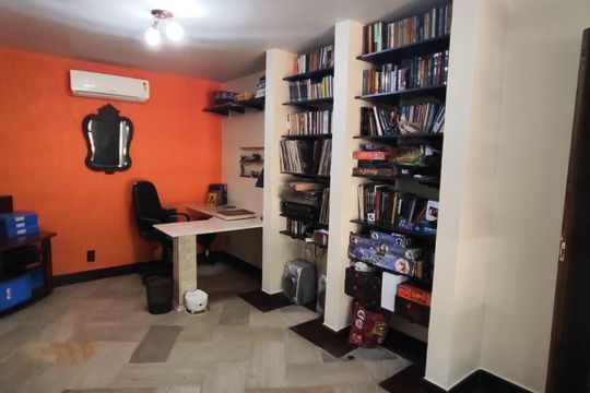 Sala de casa de condomínio para alugar com 4 quartos, 267m² em Várzea das Moças, Niterói