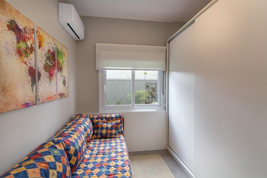 Quarto 2 de apartamento para alugar com 2 quartos, 145m² em Glória, Porto Alegre