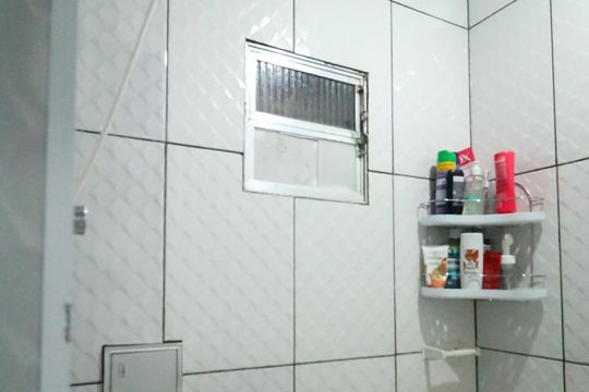Banheiro 1 de casa à venda com 2 quartos, 25m² em Eldorado, Diadema