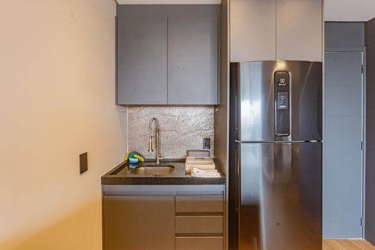 Cozinha de apartamento para alugar com 1 quarto, 34m² em Vila Nair, São Paulo