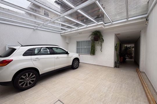 Garagem de casa à venda com 4 quartos, 260m² em Ipiranga, São Paulo
