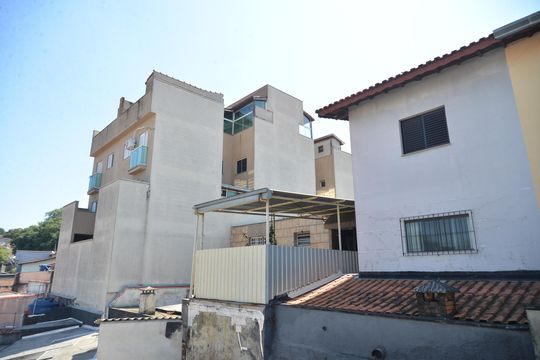 Vista do Quarto 2 de apartamento à venda com 2 quartos, 88m² em Jardim Silvana, Santo André