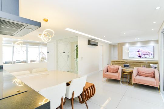 Apartamento à venda com 3 quartos, 145m² em Vila Lanzara, Guarulhos