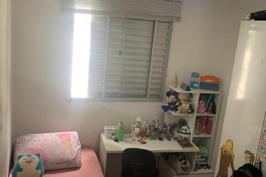 Quarto de apartamento à venda com 2 quartos, 44m² em Jardim Santa Teresinha, São Paulo