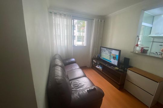 Apartamento à venda com 2 quartos, 44m² em Jardim Santa Teresinha, São Paulo
